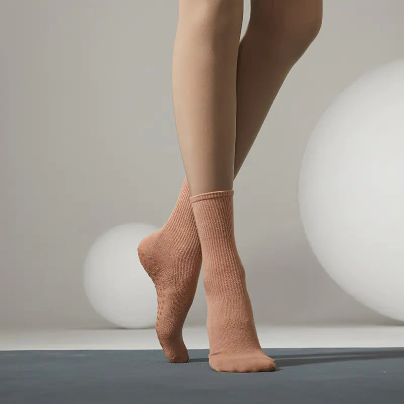 The Sculpt Grip Socks